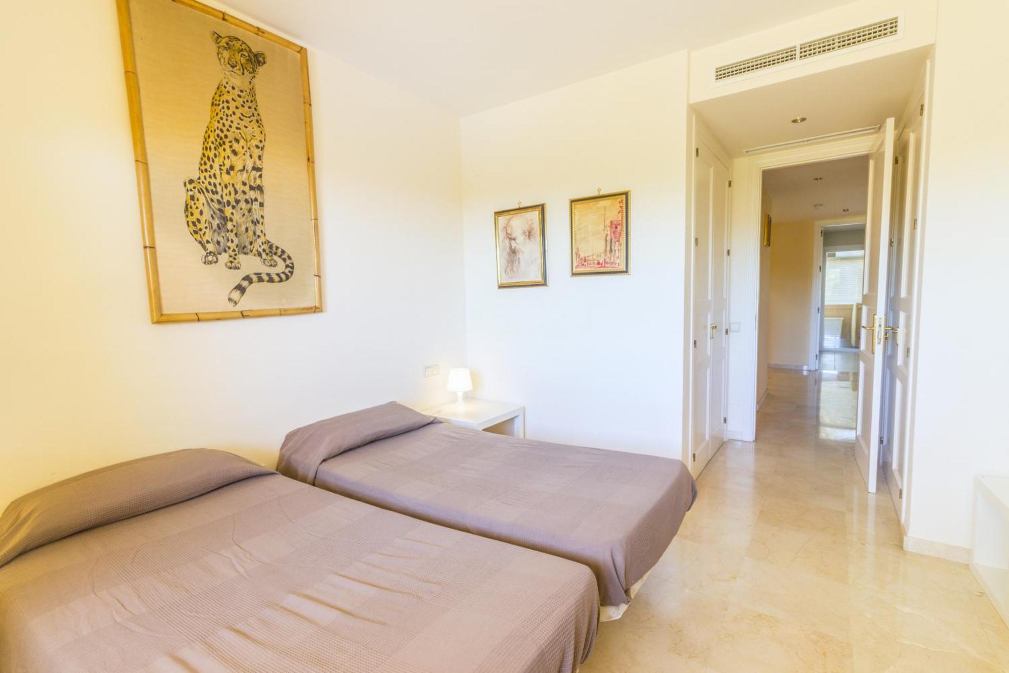 Cubo's Boutique Elviria Hills Apartamento Marbella