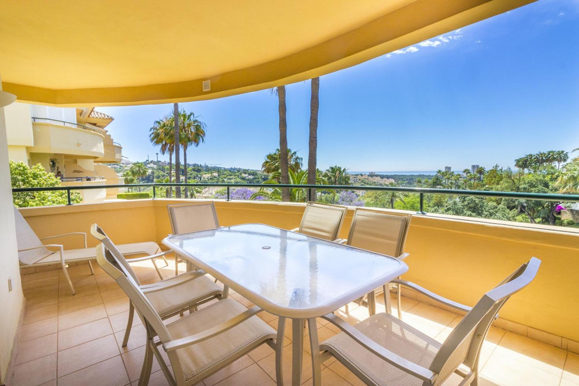 Cubo's Boutique Elviria Hills Apartamento *