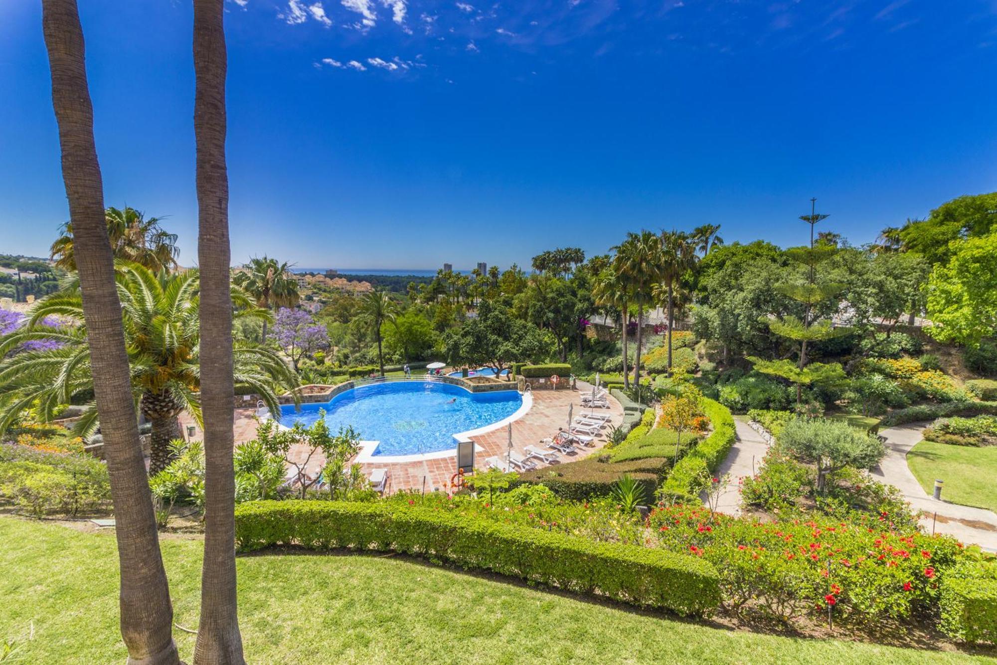 Cubo's Boutique Elviria Hills Apartamento