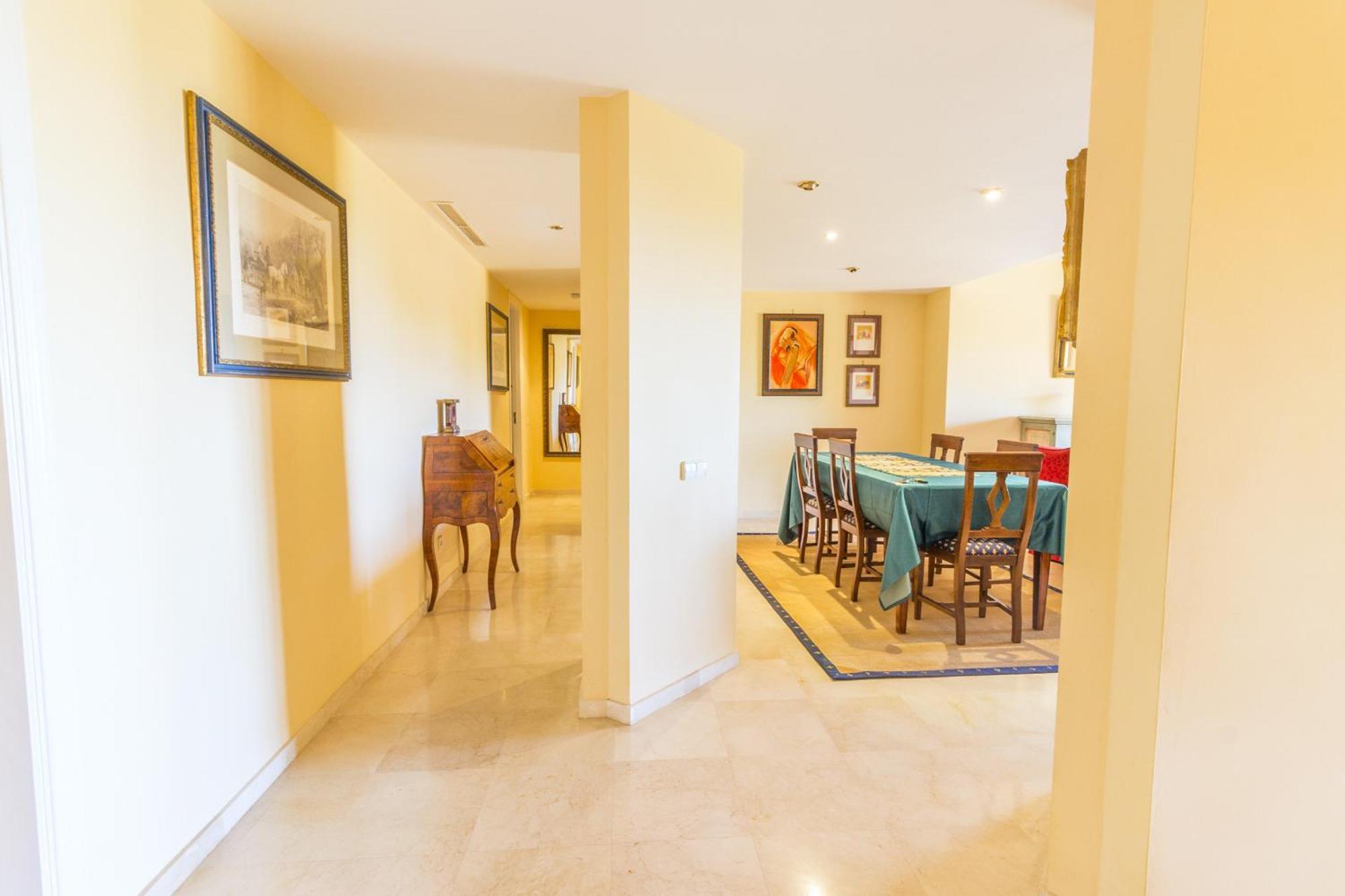 Cubo's Boutique Elviria Hills Appartamento